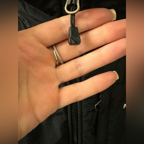 North Face Denali Jacket in Black. Size M. - Picture 4 of 4